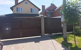 Распашные ворота из сэндвич панели